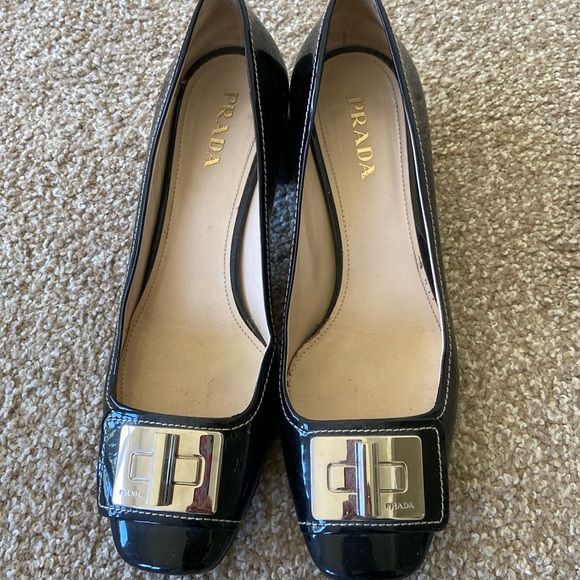 Prada shoes size 10 in perfect condition with box and dust bag - Picture 1 of 9